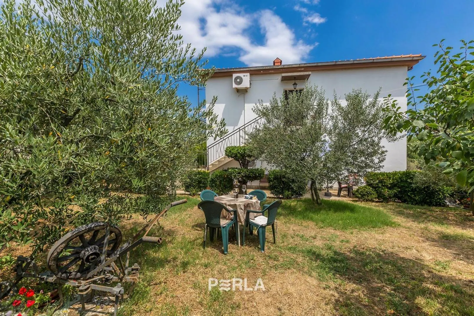 Apartment Sophie With Garden Near Beautiful Beach Pula