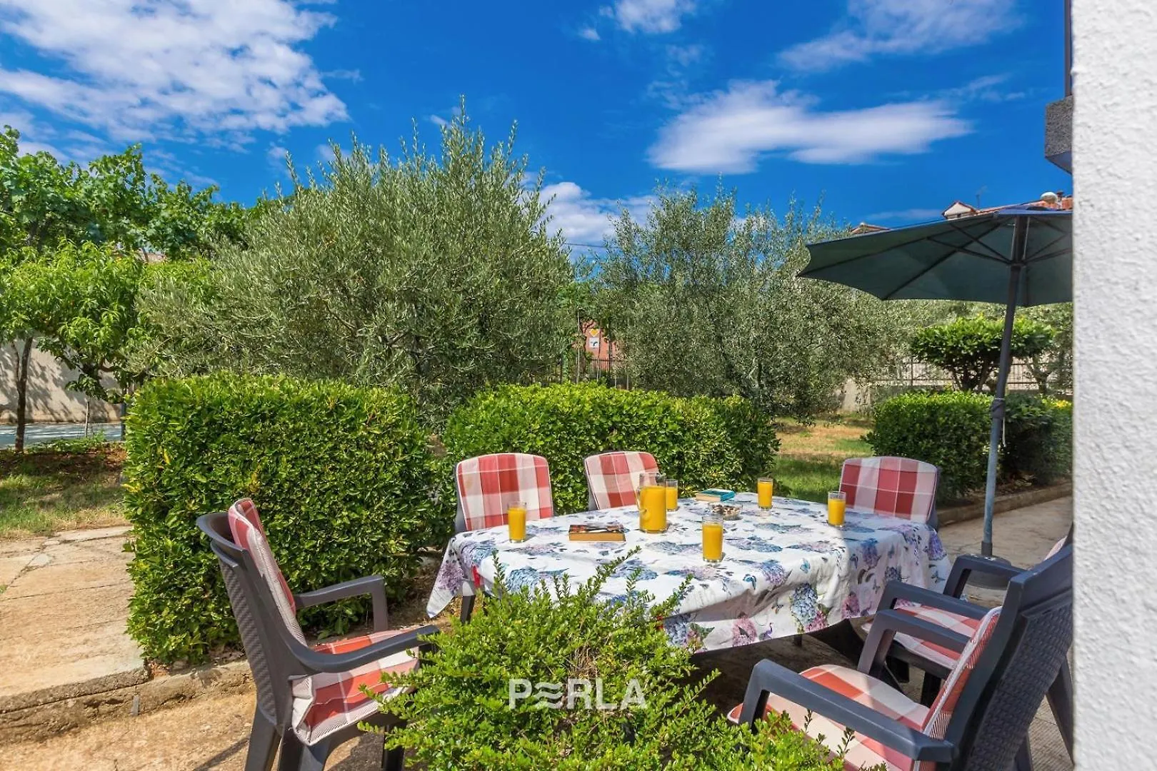 Apartment Sophie With Garden Near Beautiful Beach Pula