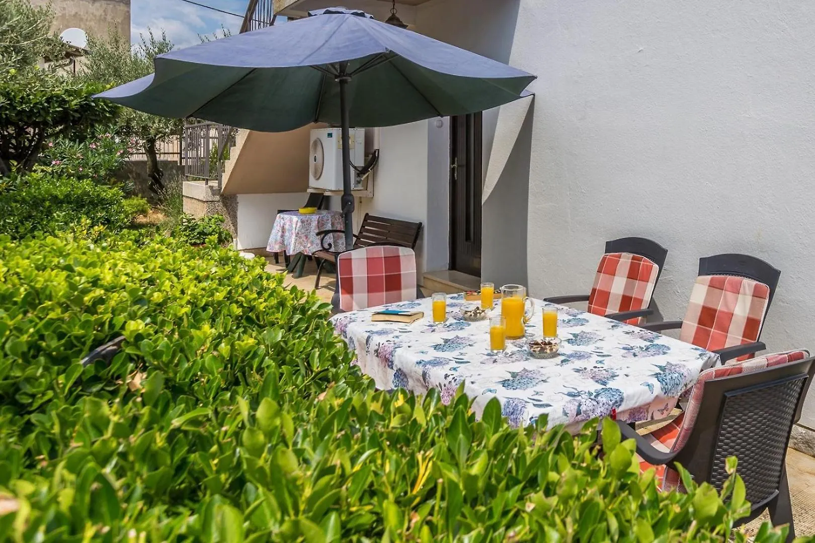 Apartment Sophie With Garden Near Beautiful Beach Pula 0*,
