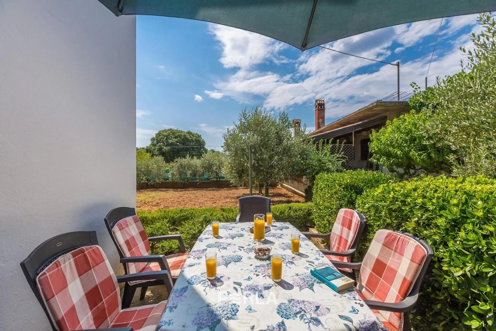 Apartment Sophie With Garden Near Beautiful Beach Pula